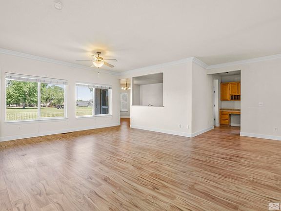 3rd image of 139 Desert Lakes Dr