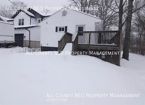 980 East Blvd Photo 1