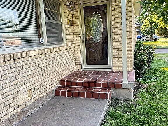 3rd image of 3114 Westhaven Dr