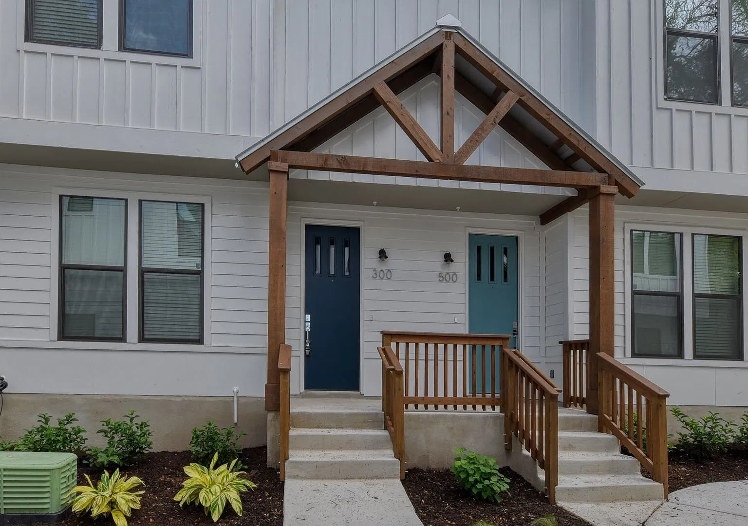 2 bed, 2.5 bath, 1257 sqft, $2,045 — Photo 1