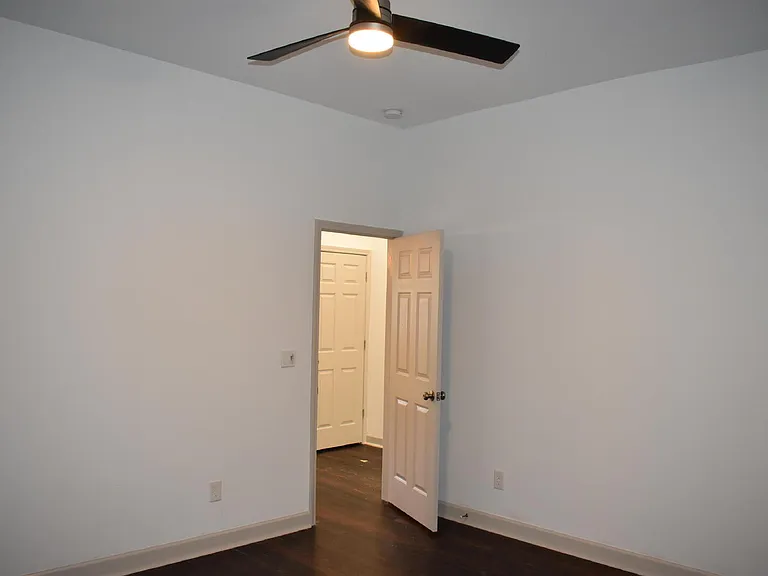 3850 Juniata St — Photo 9