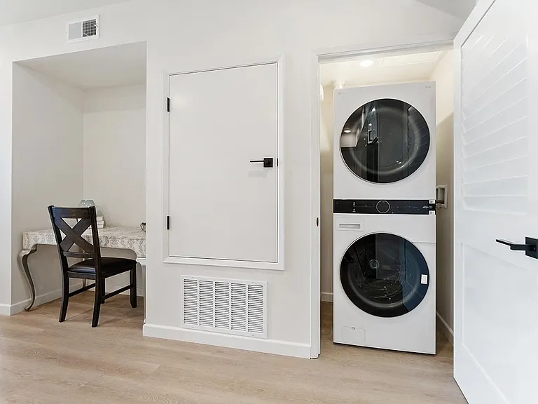 4064 E Live Oak Ave — Photo 78