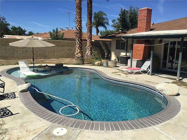 1st image of 575 Marbella Ave