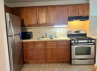 22 Sunnyside Ave FLOOR 2, Brooklyn, NY 11207