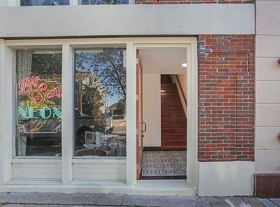 3rd image of 1622 Oretha Castle Haley Blvd