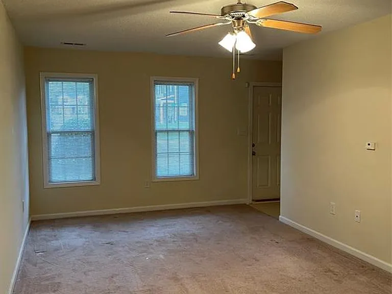 1615 Oak Leaf Dr NW — Photo 13
