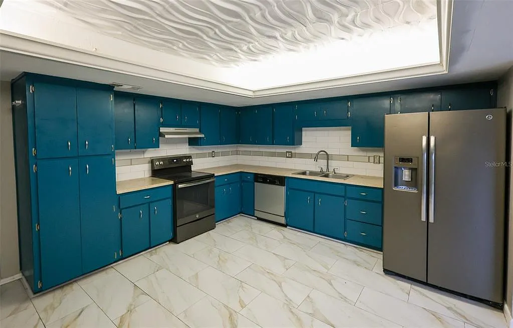 3 bed, 1.5 bath, 1440 sqft, $2,495 — Photo 4