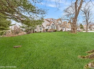 1 Northridge Circle, Huntington, NY