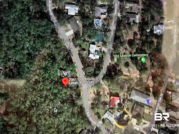 2061 Club House Dr, Lillian, AL 36549
