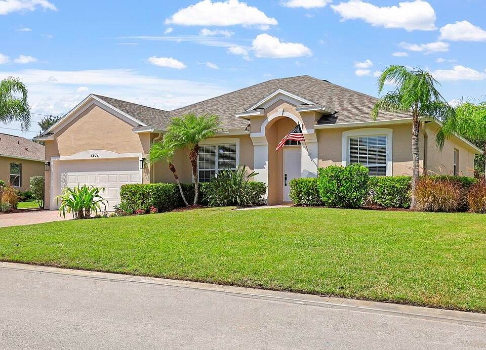 1209 Scarlet Oak Cir, Vero Beach, FL 32966 | MLS #RX-10948447 | Zillow