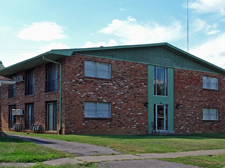 1145 Kees Rd #3 — Photo 3