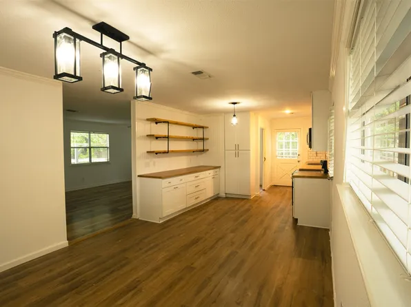 1285 Clark Rd, Gainesville, TX 76240