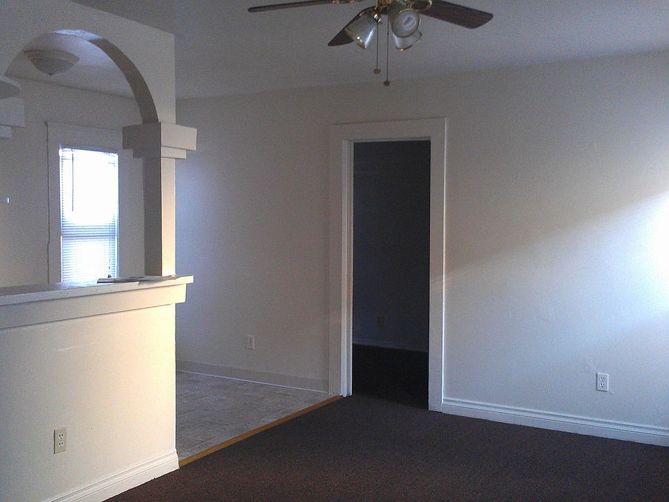2nd image of 1430 Cherry Ave APT 13