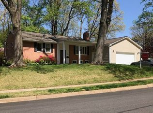 7450 Long Pine Dr, Springfield, VA 22151