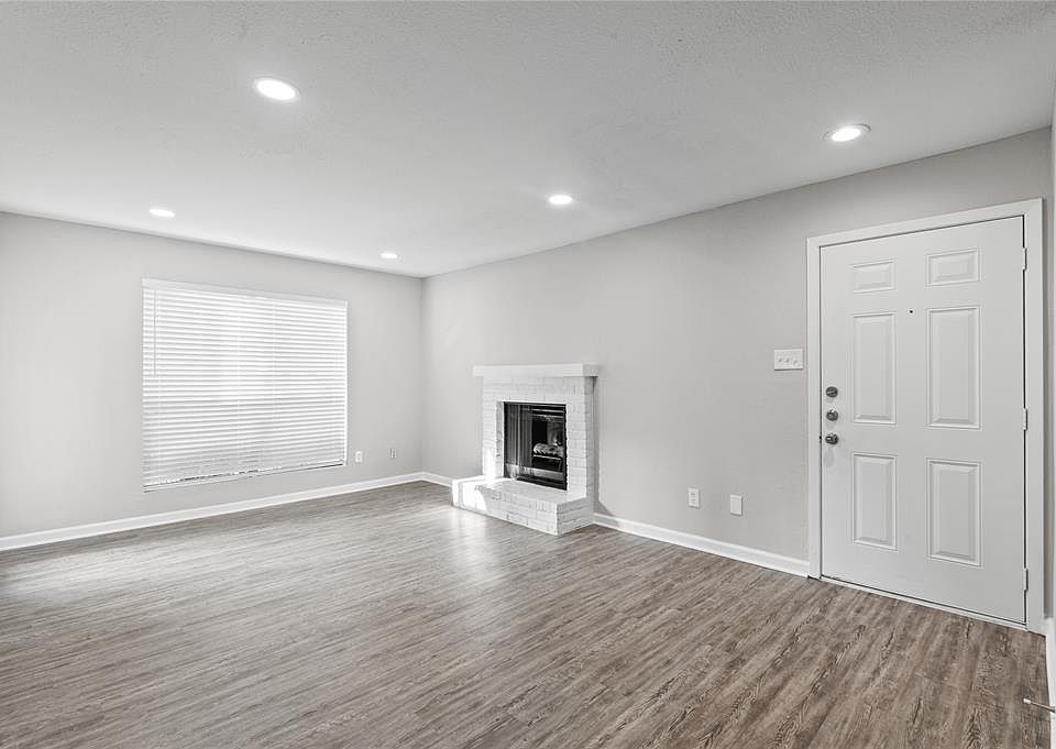 1st image of 2100 Wilcrest Drive #135