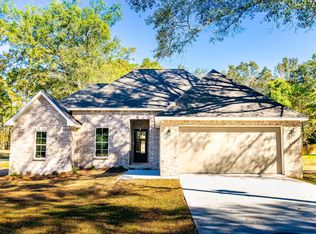 50 Michigan Ave, Sumrall, MS 39482