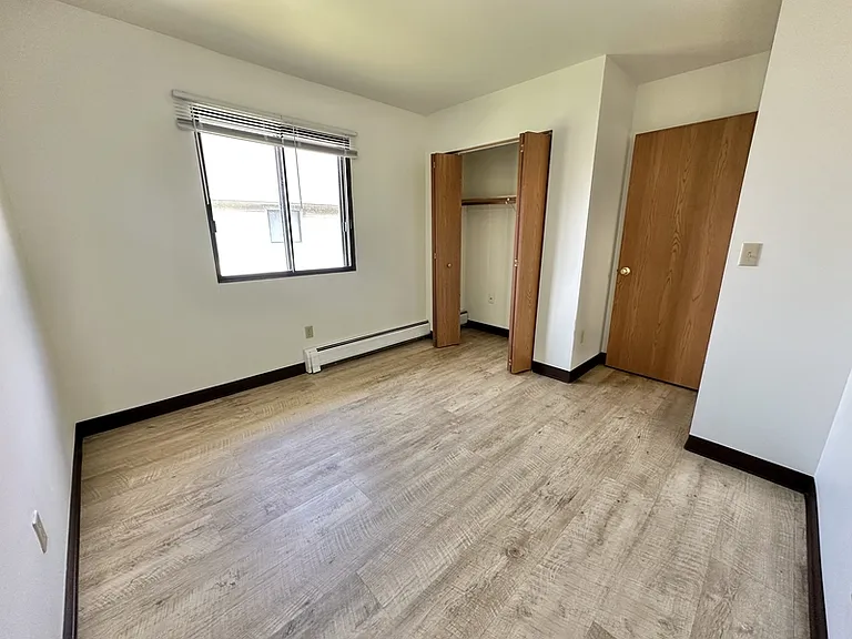 436 Sullivan St #6 — Photo 10
