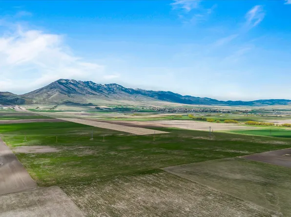 7300 W 8600 N, Newton, UT 84327