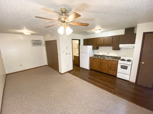 1030 E Court Street, 1030 E Court St #17, Iowa City, IA 52240