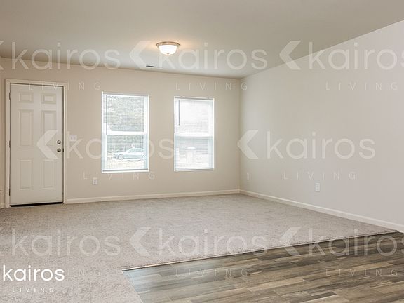 2nd image of 207 Essex St