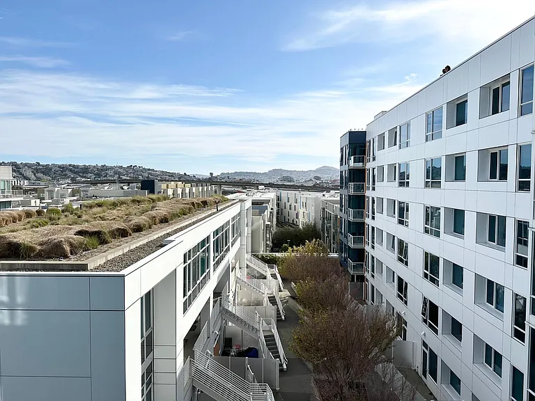 300 Berry St #806 — Photo 12