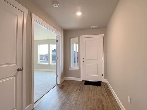 Photos of similar home.