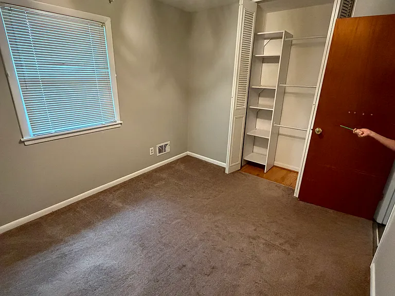 5505 Crosswood Ct — Photo 9