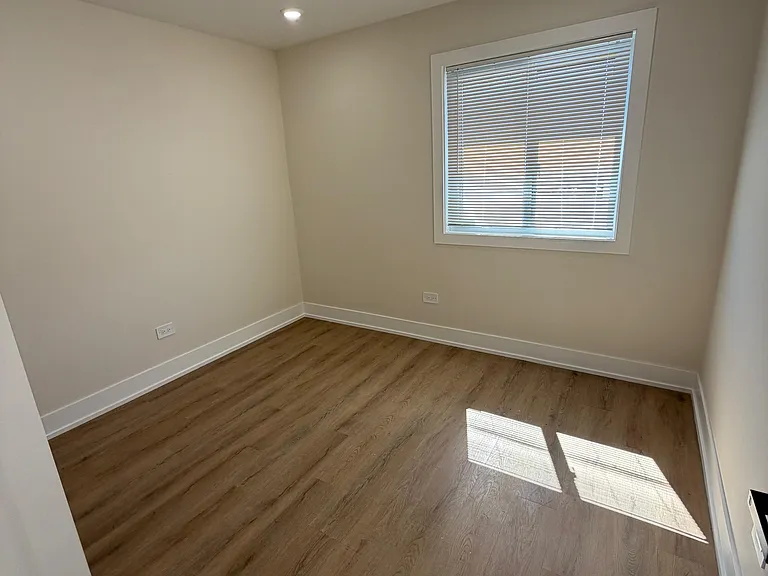 10217 Dearlove Rd #102 — Photo 20