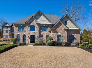 942 Heathchase Dr, Suwanee, GA 30024