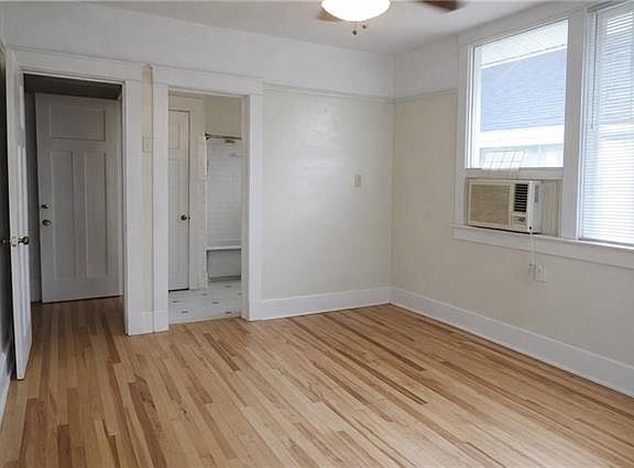 4th image of 7726 S Claiborne Ave APT D
