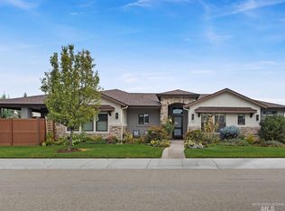 162 E San Pedro St, Meridian, ID 83646