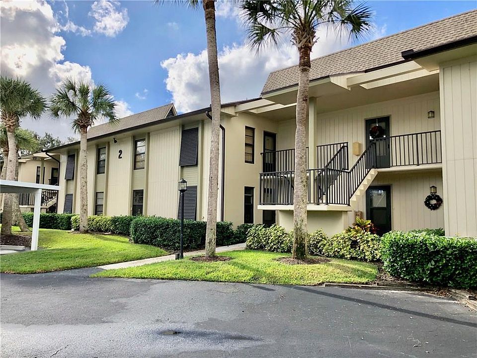 1st image of 2 Plantation Dr APT 105