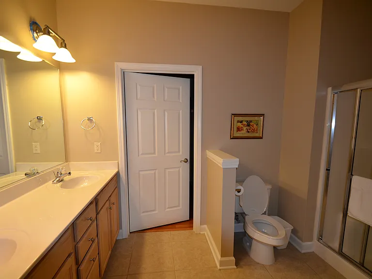 908 Resort Cir #703 — Photo 12