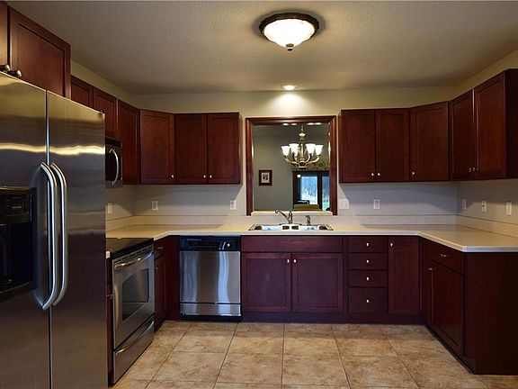 3rd image of 1105 Shadowridge Dr