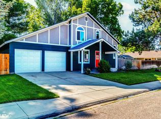 6320 N Portsmouth Ave, Boise, ID 83714