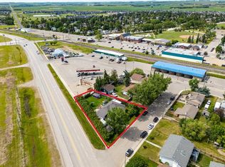 841 Nanton St, Carstairs, AB T0M 0N0