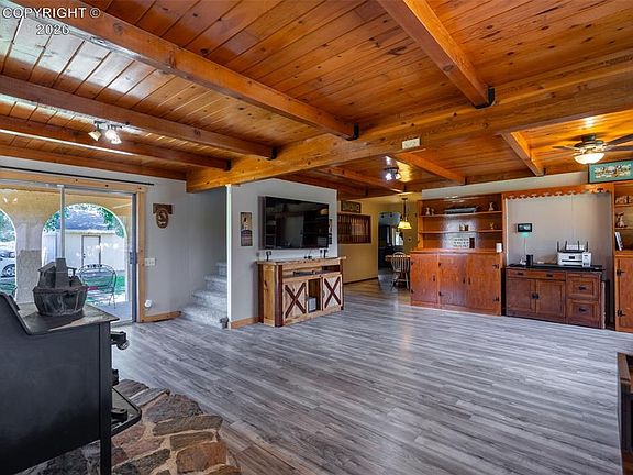 3rd image of 139 Brewster Ln