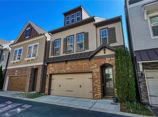 204 Dellwood Dr SE, Smyrna, GA 30080