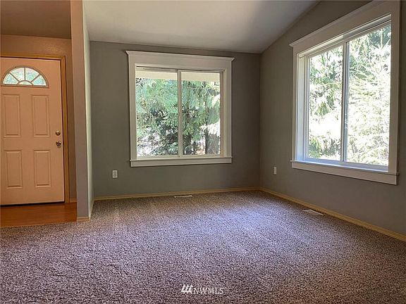 3rd image of 22024 Bluewater Dr SE