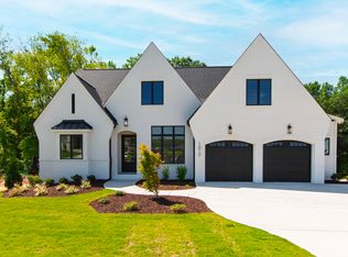 1012 Lily Claire Ln, Fuquay Varina, NC 27526
