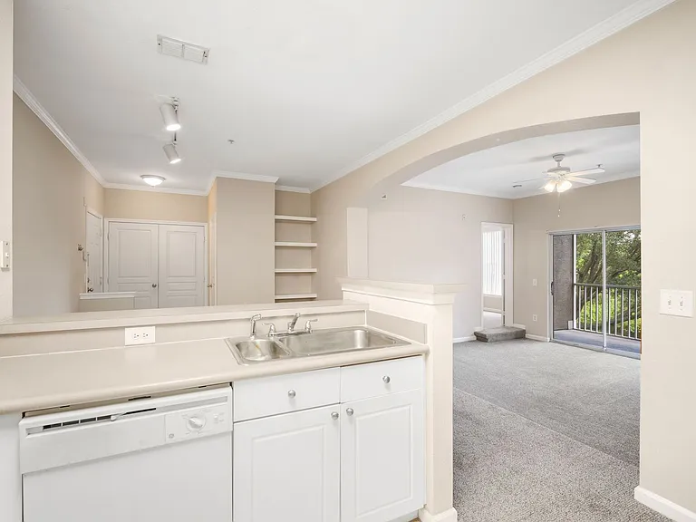9301 Crescent Loop Cir #206 — Photo 14