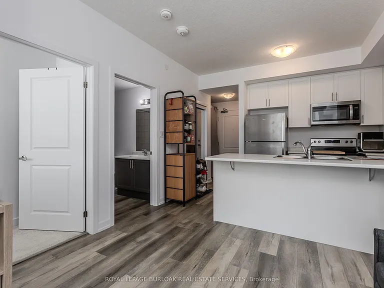 470 Dundas St E #317 — Photo 13