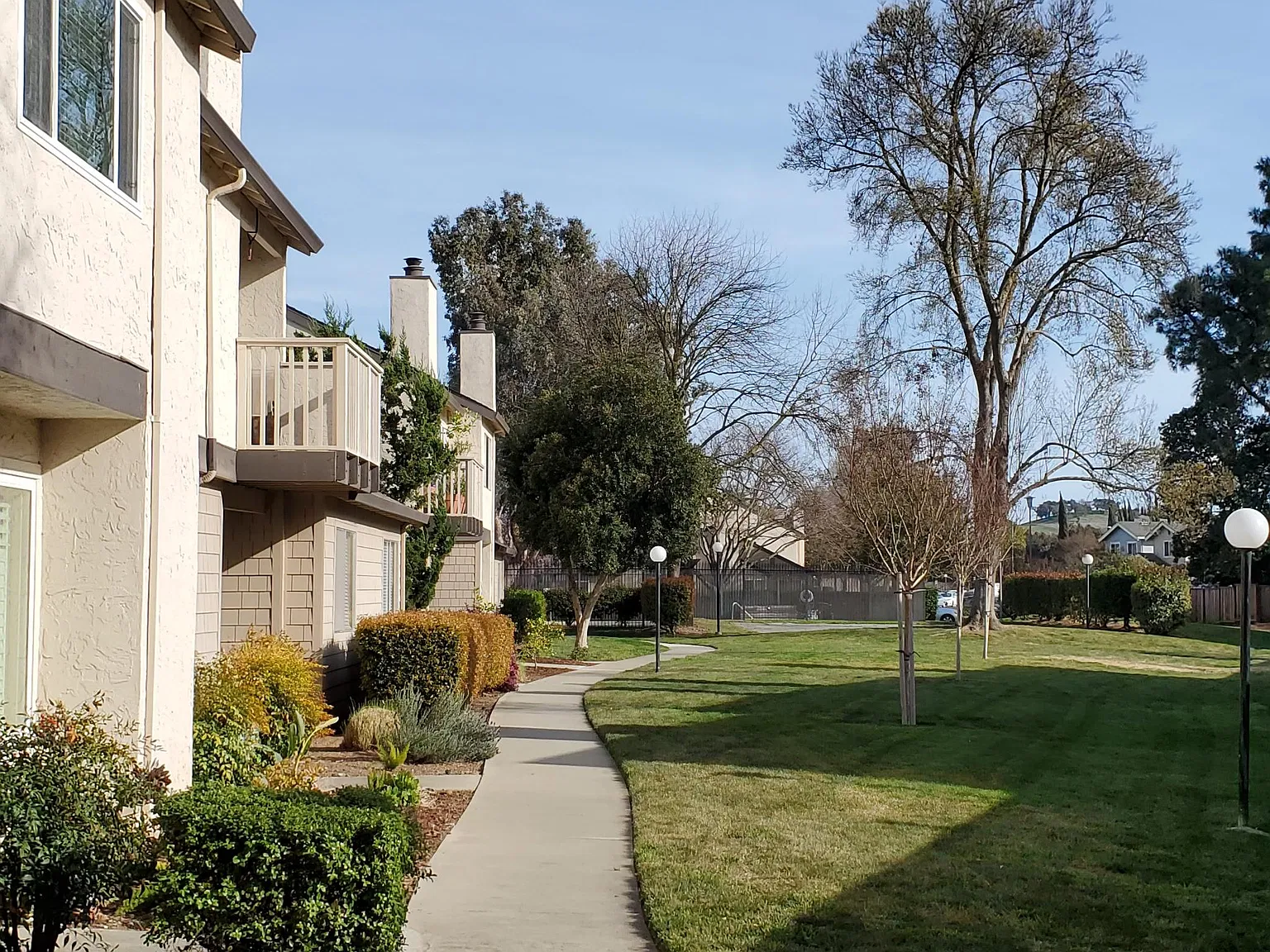 15118 Lassen Way — Photo 3