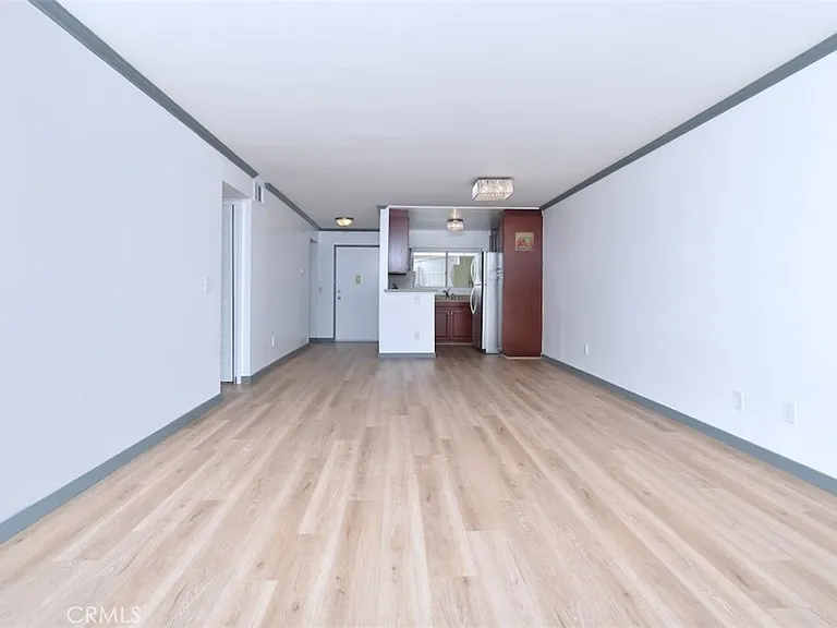 21500 Burbank Blvd #112 — Photo 16