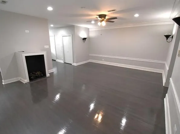 6138 N Kenmore Ave APT 2, Chicago, IL 60660