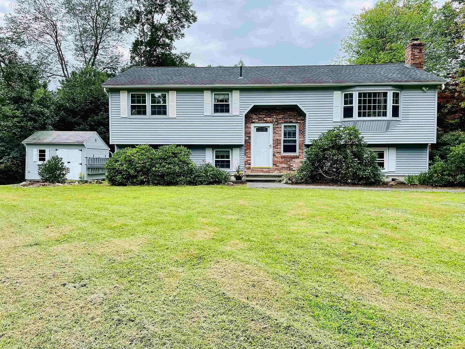 85 Chase Rd, Londonderry, NH 03053 Zillow