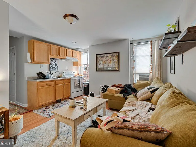 2024 Saint Paul St #2B — Photo 2