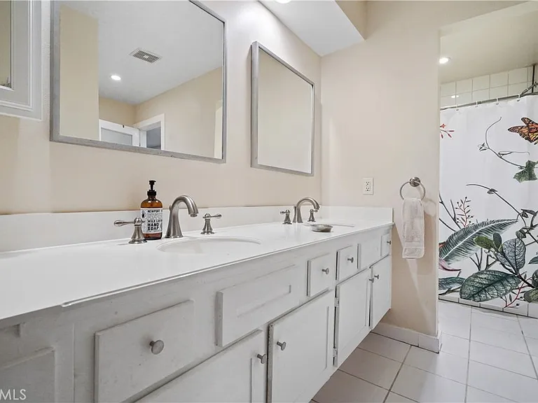 9025 Keith Ave #101 — Photo 14