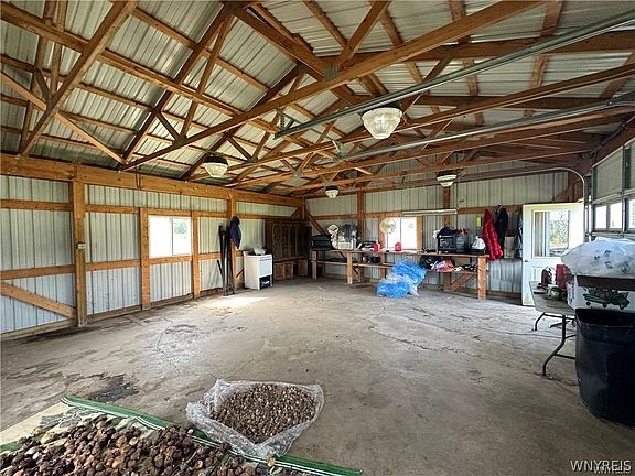 5th image of 5516 Babbit Rd