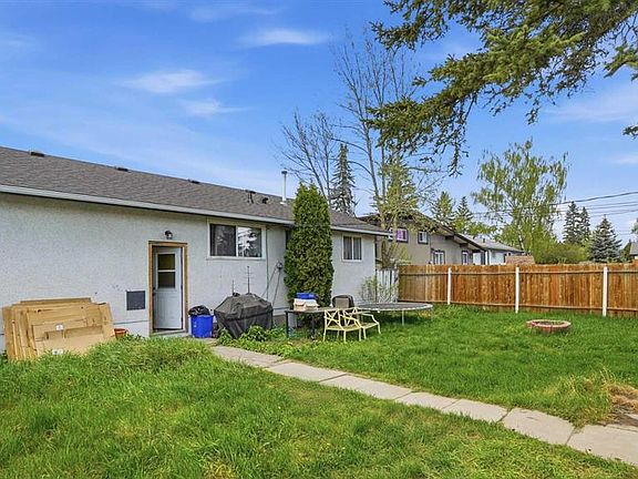 5th image of 9032 W Fairmount Dr SE